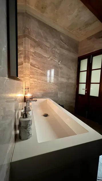 De Rohan Central Townhouse 38 - Image 1
