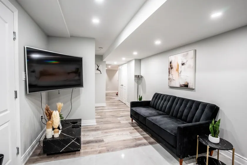 Saint Suites Luxury 2Bed+1Bath - Image 1