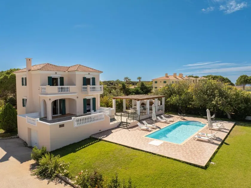 Eglina Mare Villa - Image 1