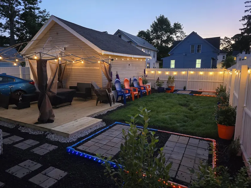 Syracuse Spot-3BR 4BD w/Pool Table/Traeger/Firepit - Image 1