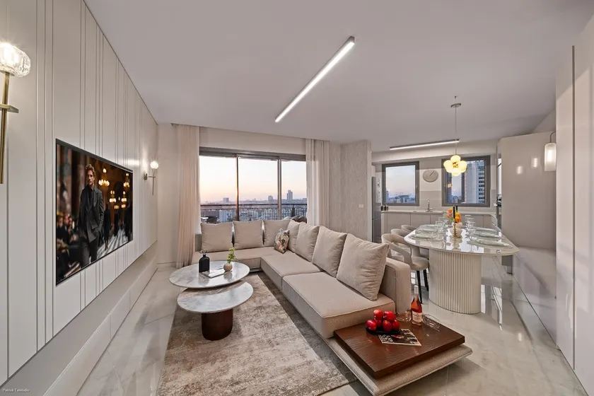 Top Luxury - J.Spirit - Floor 16 - Image 1