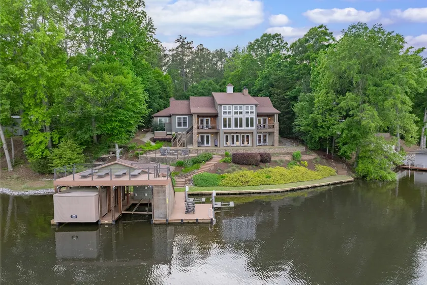 Lakefront 5BR/4BA home w/ dock, firepit & hot tub. - Image 1