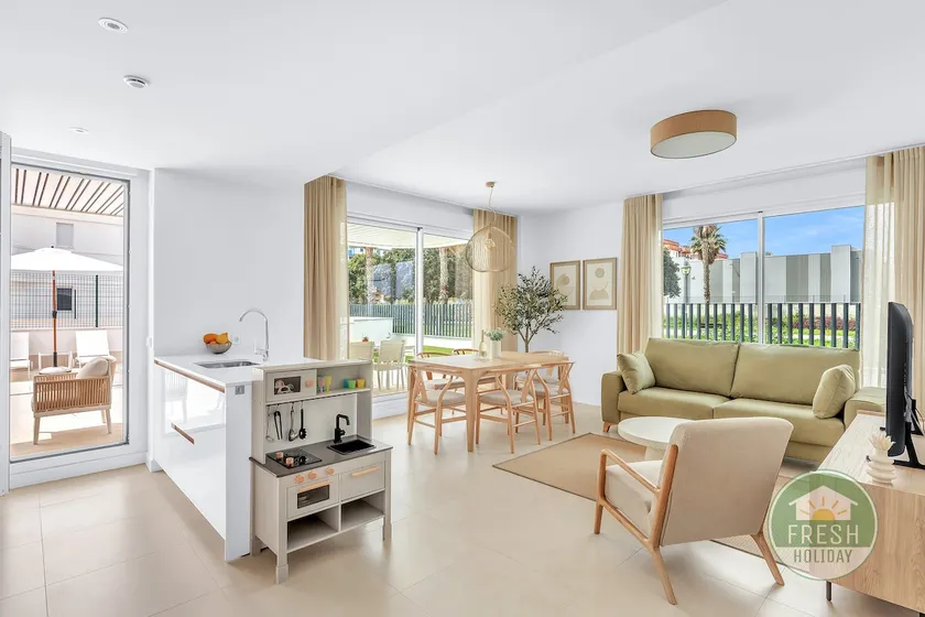 Modern Apartment • walking distance to the Beac... - Image 1