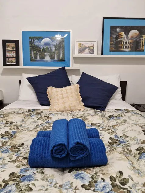Pietra su Pietra Blue Room Holiday Home - Image 1