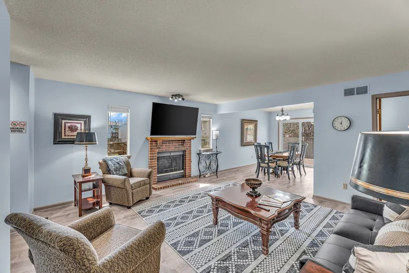 2-Story 2 Bedrooms with King Beds - Duplex sleep 6 - Image 1