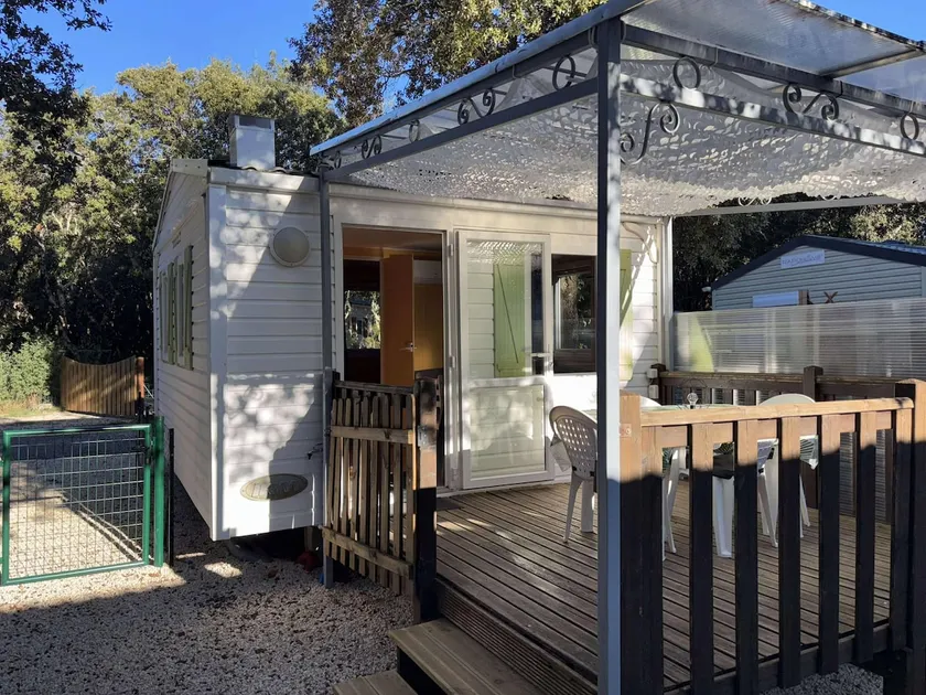 Mobil-home 2 personnes climatisé - Image 1