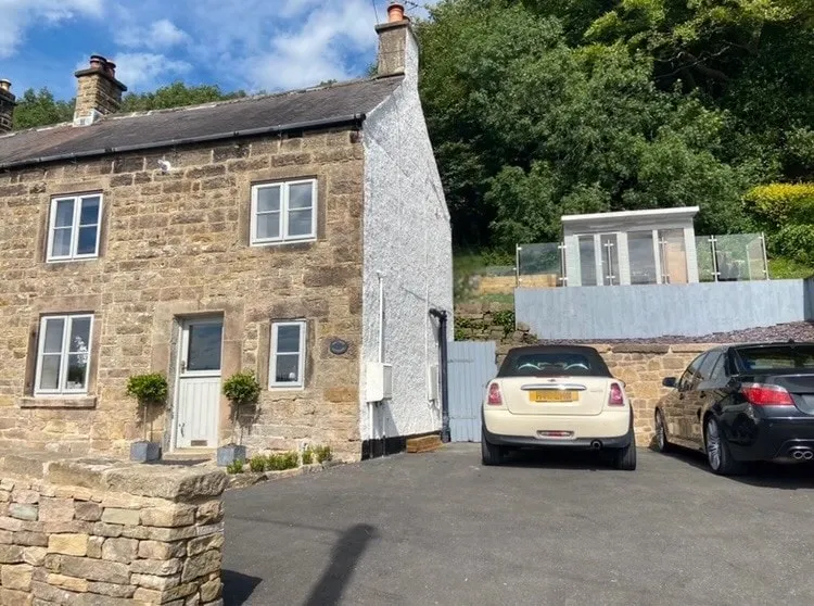 Matlock cottage-outstanding view - Image 1