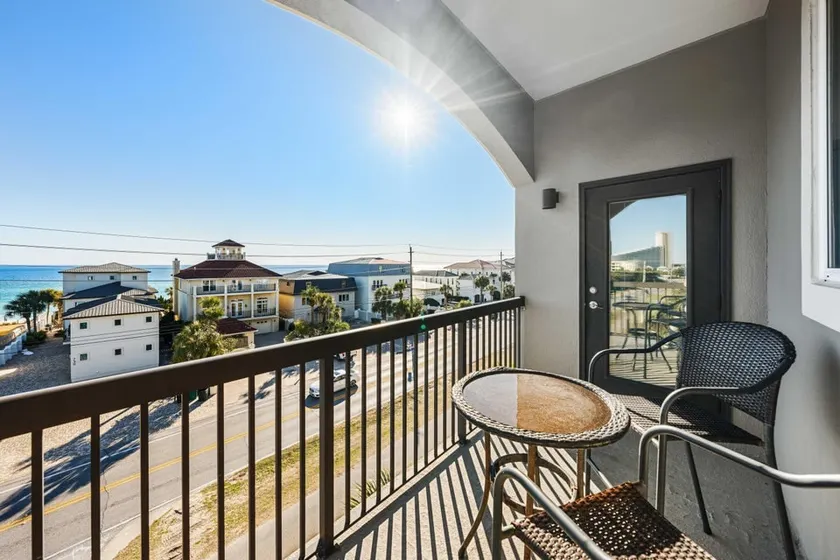 Beachview Condo C401 w/ Jacuzzi/pool - Image 1