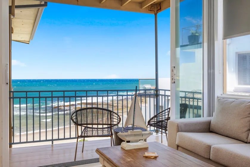 Oceanfront Stay Steps to the Sand - Image 1