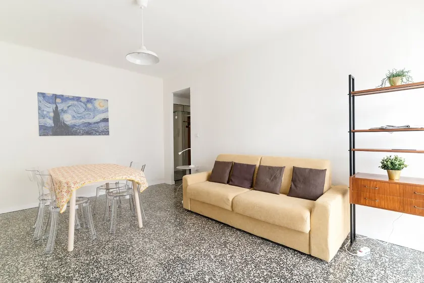 GuestHost - Città Studi Apartment with balcony - Image 1