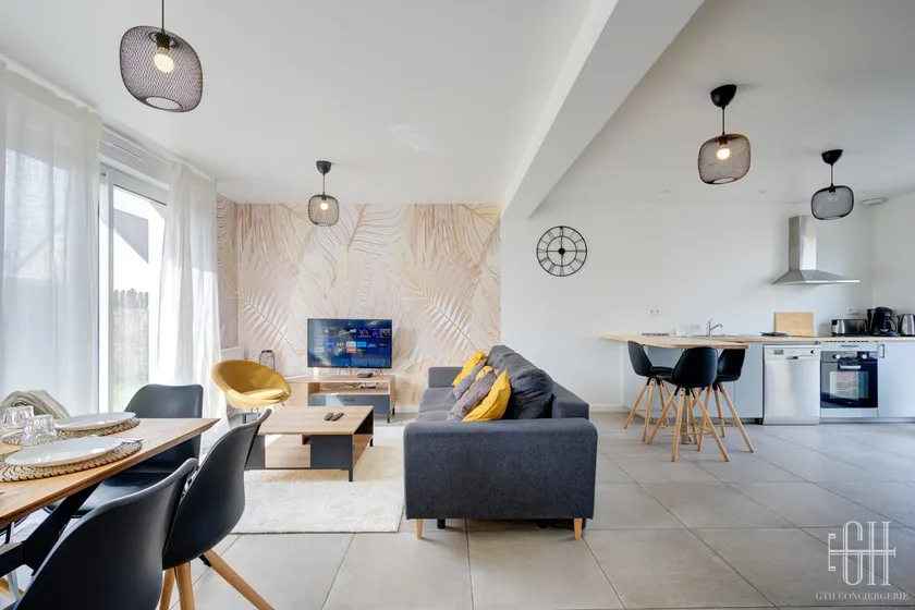 Esvres - Charming House - Garden - WiFi - Parking - Image 1