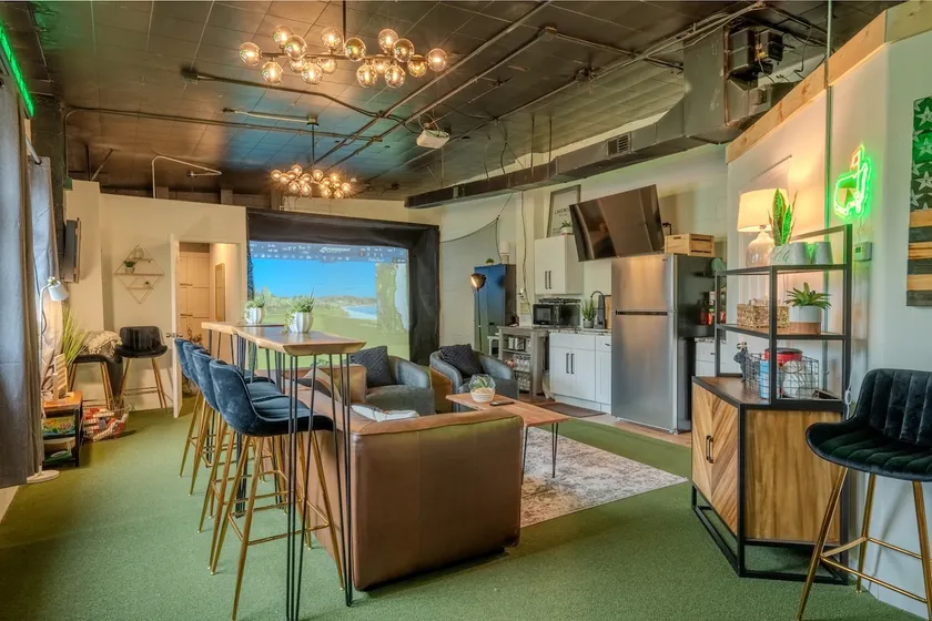 Golf Simulator Stay in the Heart of Lakewood - Image 1