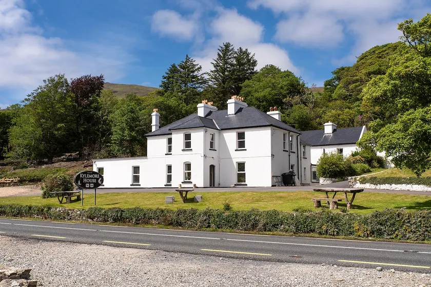 Kylemore Suite - Image 1