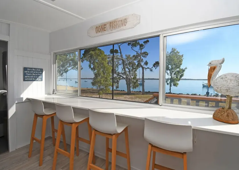 Bazza's Beach House - Image 1