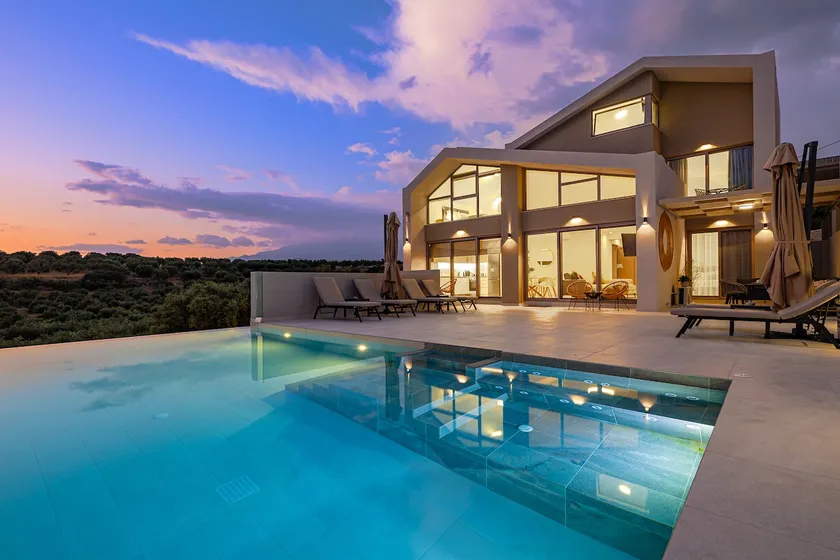 Theo Luxury Villas With Sea View - Image 1