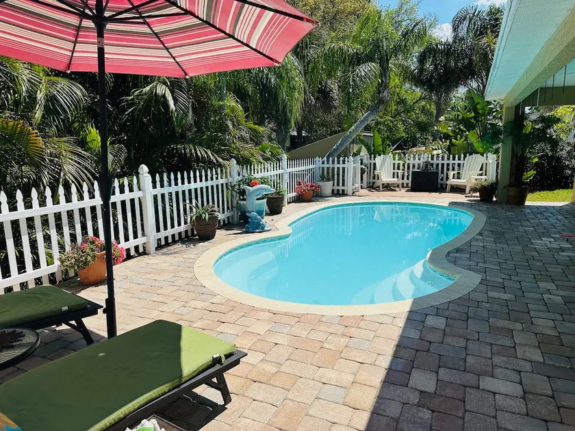 Coastal Retreat: Pool Lake and Beach! - Image 1