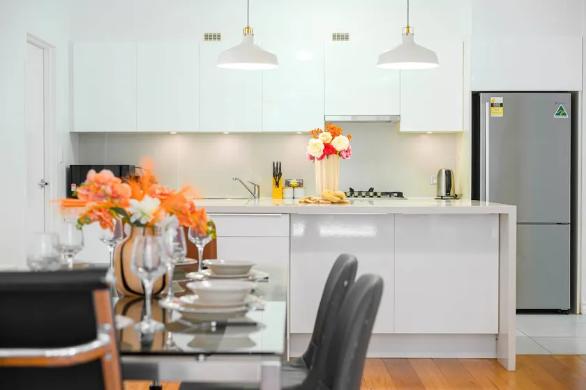 Redfern 2Br Apt with balcony free parking near CBD - Image 1
