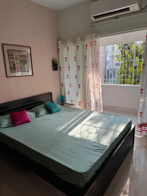Studio Room in Chennai safe for solo travelers too - Image 1