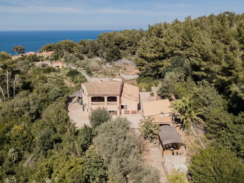 Casa Murteret, a refuge in the Sierra de Tramuntana - Image 1