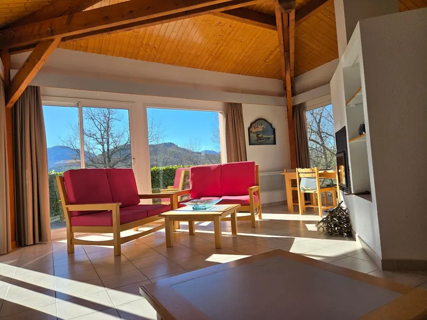Primera a 1st class villa - Image 1
