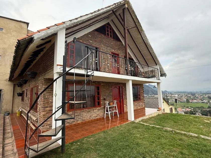 Refugio el Majuy | Mountain Accommodation - Image 1