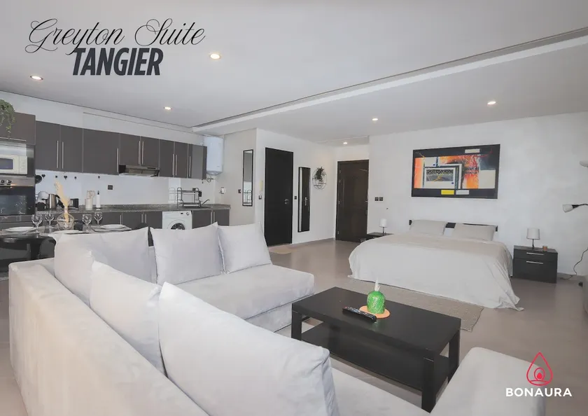 Greyton Suite • Downtown • Beach and train station within walking distance - Image 1