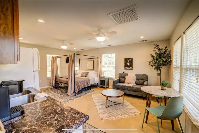 Hidden Valley HideAway (Cottage) - Image 1
