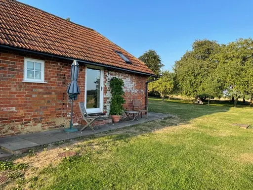 1 bed apartment, farm based, great views (APT2) - Image 1