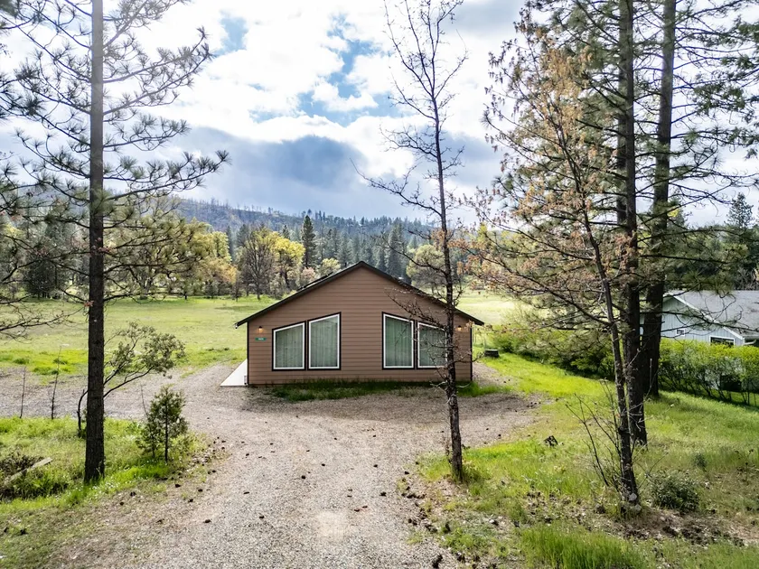 Relaxing Yosemite Escape w/ Stars & Wildlife - Image 1