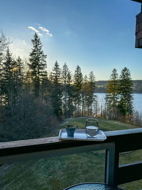 The jewel of Lac Saint-Point - Image 1