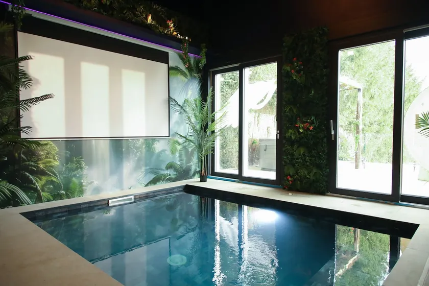 Aphrodite Sanctuary: Pool, Movie Room & Hot Tub - Image 1