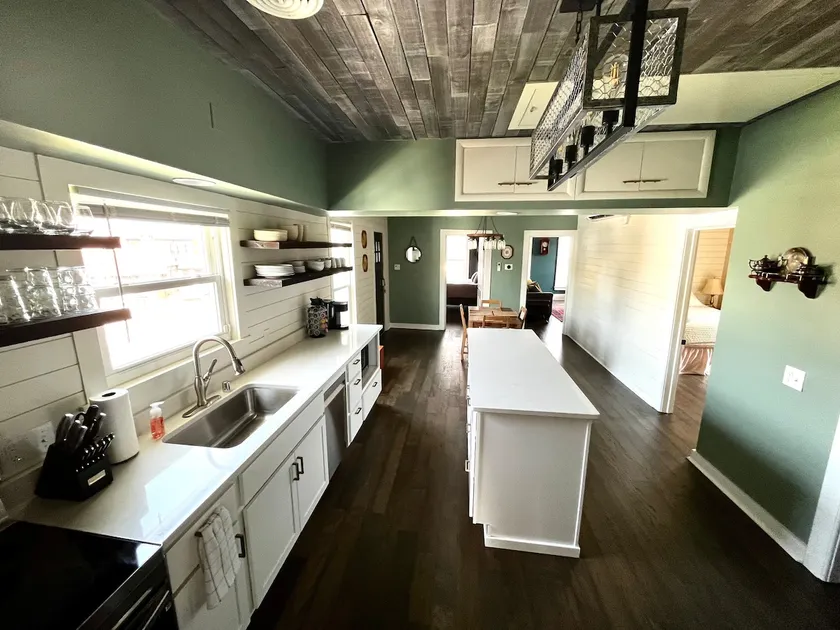 The Historic Downtown Suite - Image 1