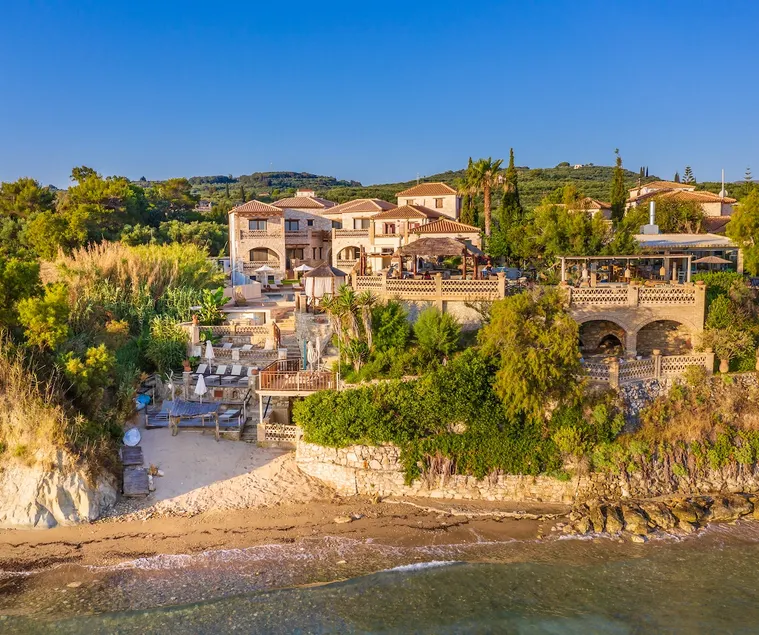 Two Bedroom/2 bathrooms beach front Villas - Image 1