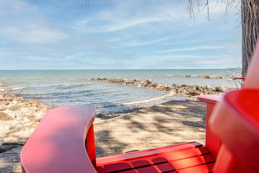 Northwoods Ski Lodge - Georgian Bay Waterfront - Image 1