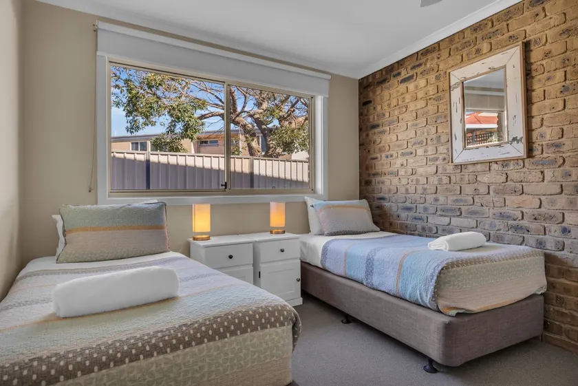 Lakeside Apartments - Fishpen - Image 1