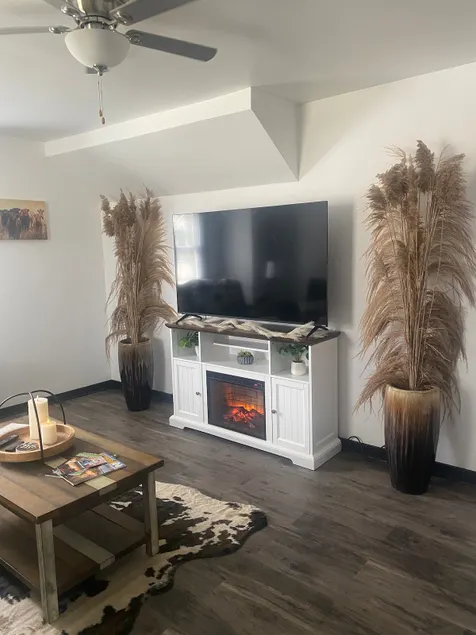 Cozy Place 2 Bedroom - Image 1