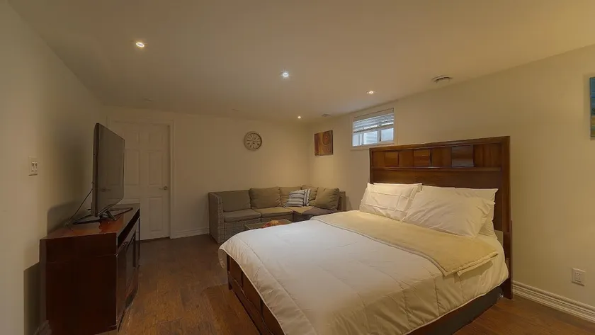 Entire Basement Apartment - Image 1
