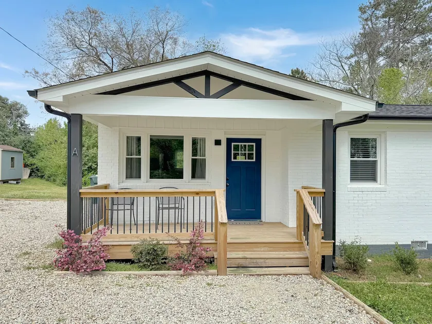 Garner's Retreat | 2Bd/2Ba & Pet Friendly - Image 1