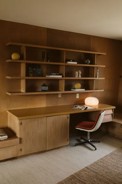 FLW Student Mid-Century Modern Riverfront Home - Image 1