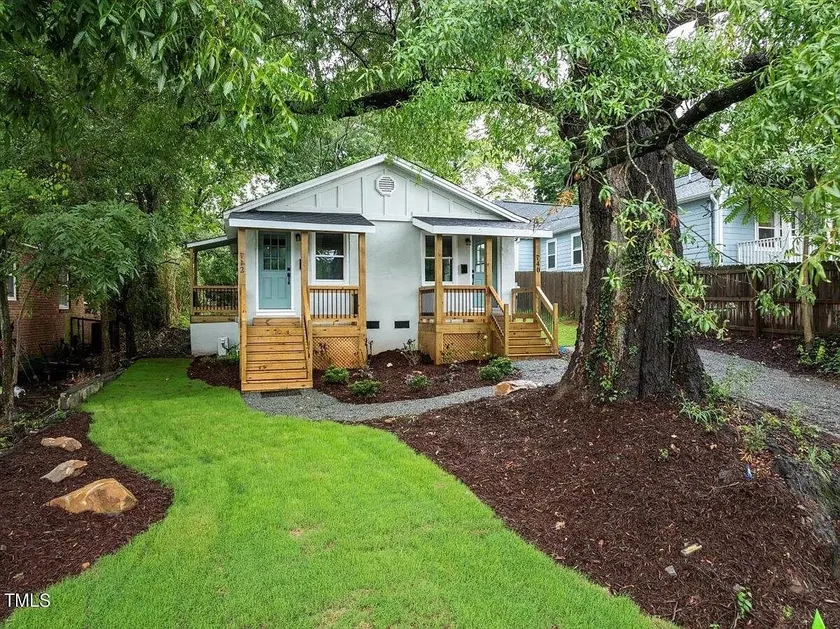 The Cozy Oak - Image 1