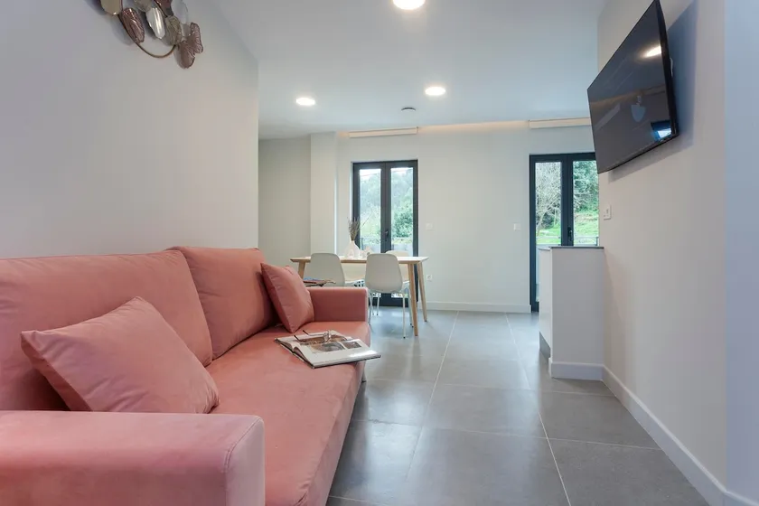 Jairo's Apartments, Pormenande Apartment - Image 1