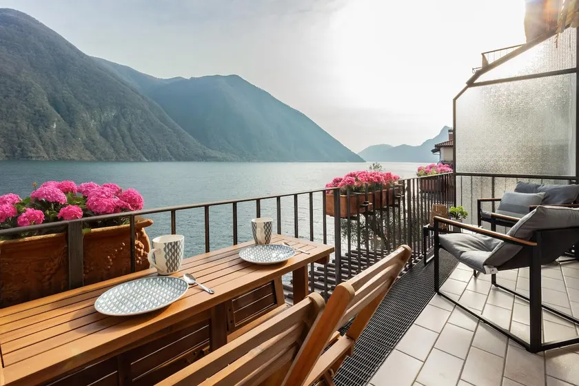 Lakeside Village Apartment, Lugano - Image 1