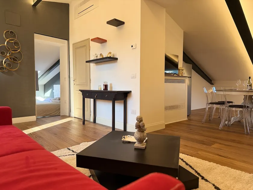 La Dolce Perugia • 2BR • 2 Baths • Super Location - Image 1