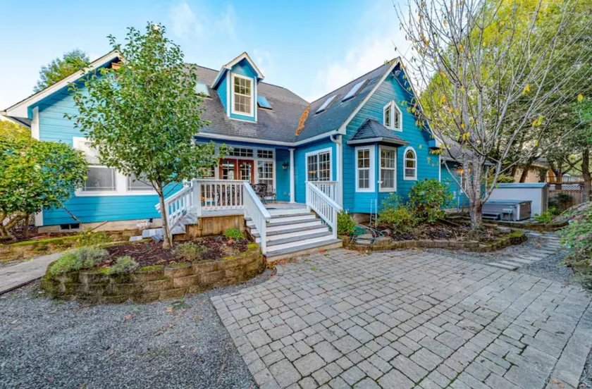 Greyland Getaway - Image 1