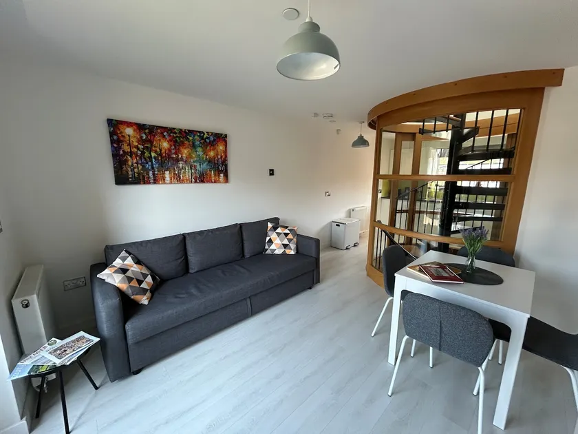2-Bedroom Modern Home in Historic Lincoln - Image 1
