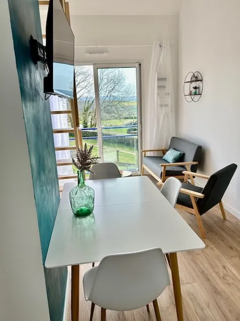 1-bedroom apartment + mezzanine - Bay of Douarnenez - close to beaches - Image 1