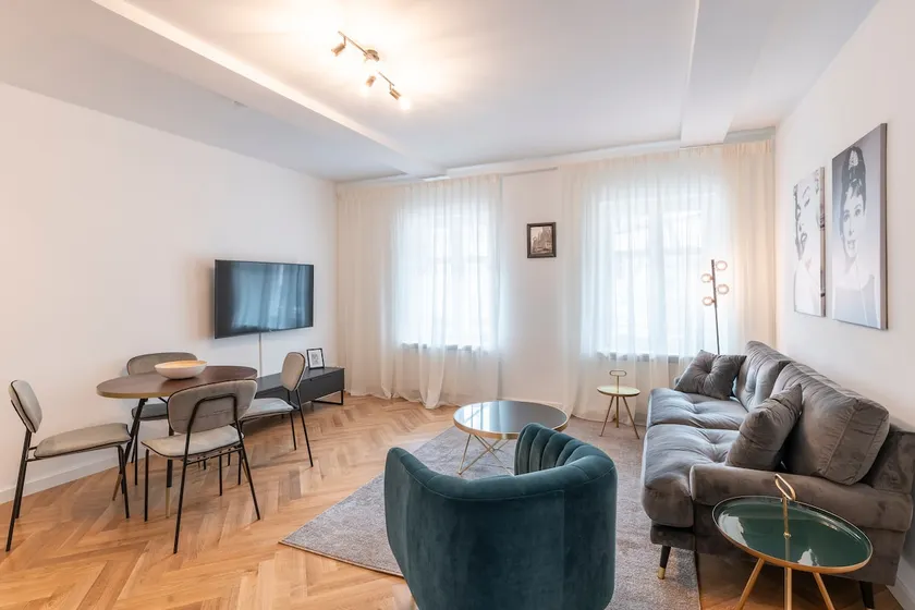 Stylish New Cube Loft by Berlin-Wall-Apartments - Image 1