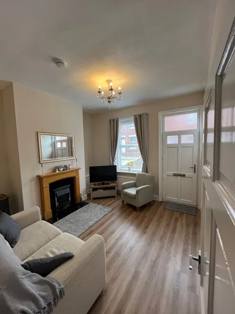 Lovely city centre house - Image 1