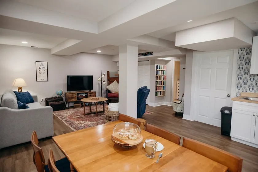 Enchanting apt in Lynchburg - Image 1