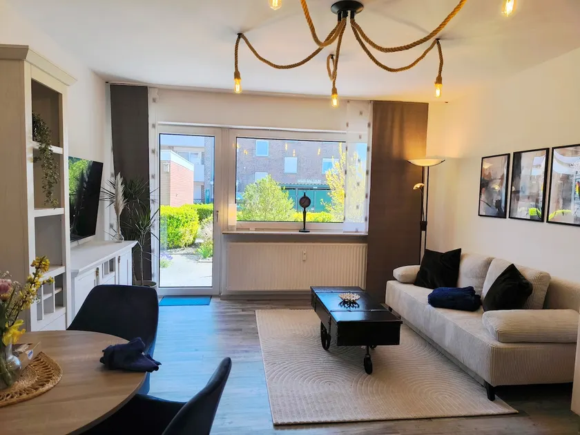 Coastal loft with sun terrace - Image 1